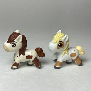 2 Mattel  Spirit Untamed Minis Collectible Series Figure Boomerang & Butter 1.5”